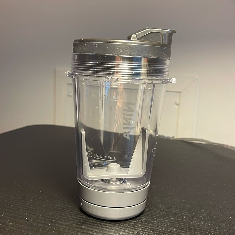 Ninja‎ Smoothie blender bowl with lid